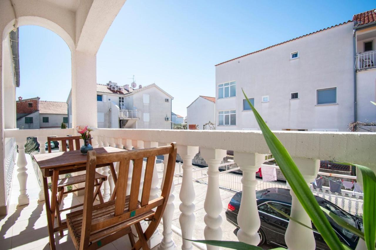 Family Holiday Apartments Lucia โวดีเซ ภายนอก รูปภาพ